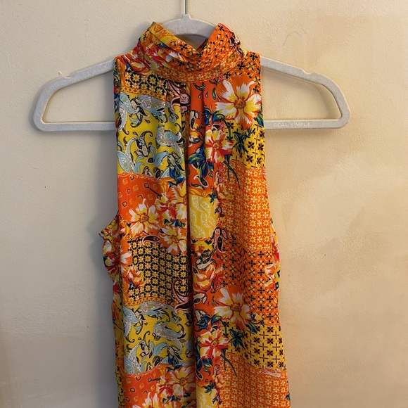 Halter Tank Top - Picture 2 of 3